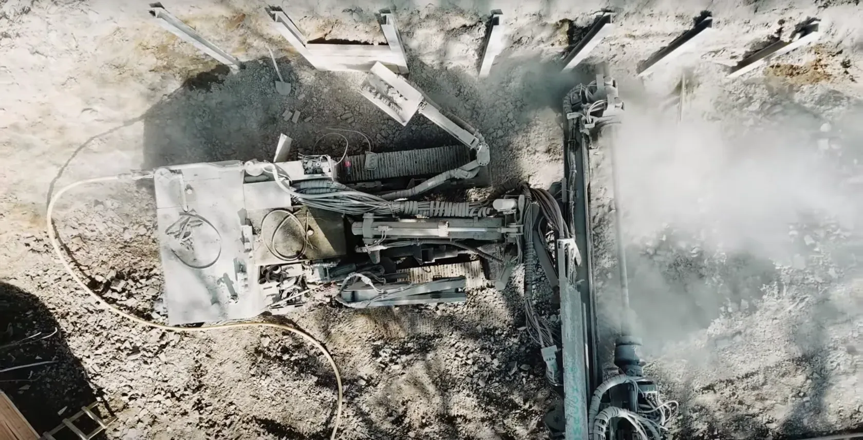 Oprava havarijního stavu železničního spodku v žst. Praha – Holešovice – S01sanace propadu železničního náspu – injektáž